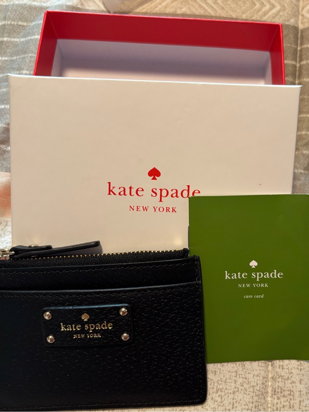 kate spade Black Pebbled Leather Card Case with Gold Logo - Picture 2 of 2